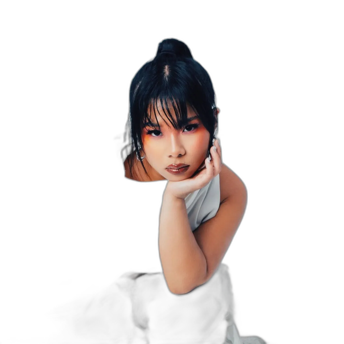 https://songwiz.nyc3.digitaloceanspaces.com/static/model/thumbnails/Thuy.webp